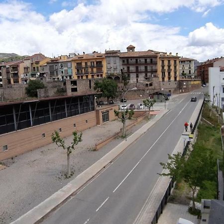 Apartaments Júlia La La Pobla de Segur Exterior foto