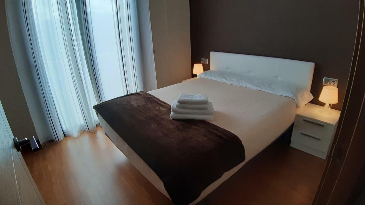 Apartaments Júlia La La Pobla de Segur Exterior foto