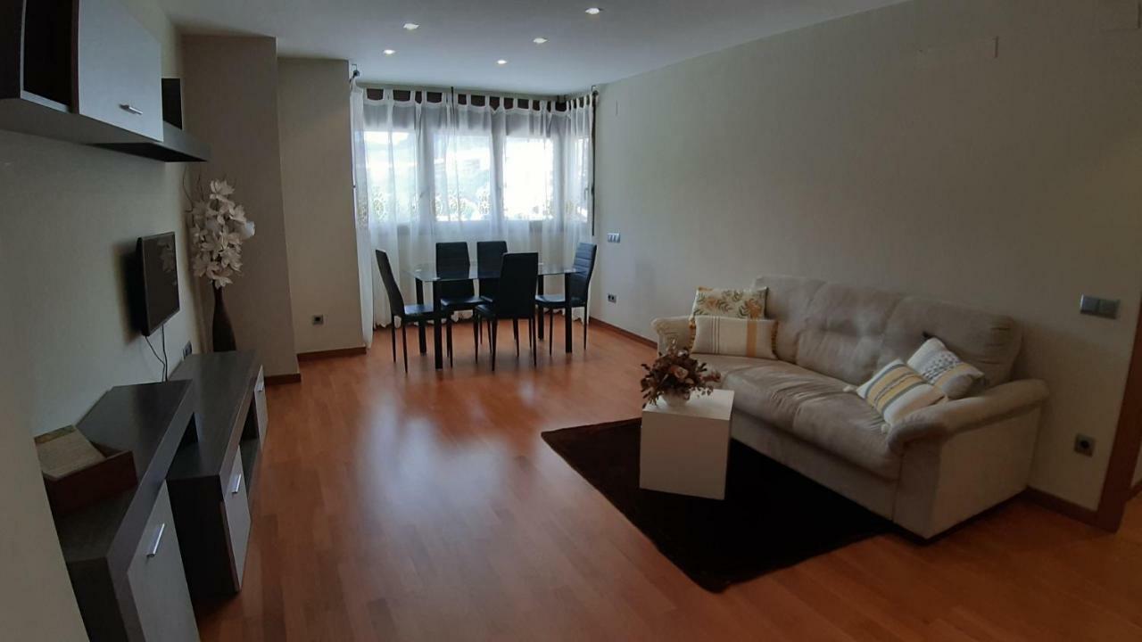 Apartaments Júlia La La Pobla de Segur Exterior foto