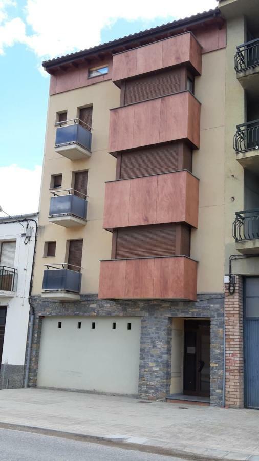 Apartaments Júlia La La Pobla de Segur Exterior foto