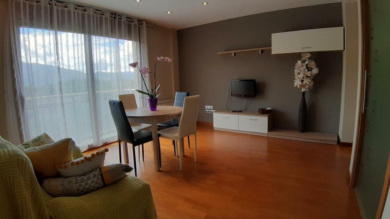 Apartaments Júlia La La Pobla de Segur Exterior foto